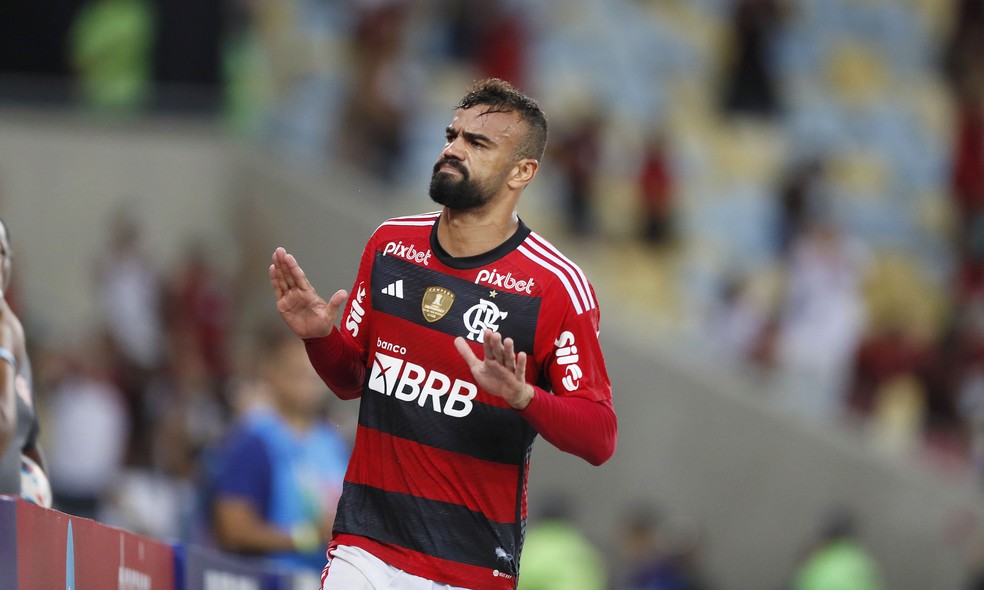 Fabrício Bruno comemora gol do Flamengo contra o Vasco — Foto: André Durão