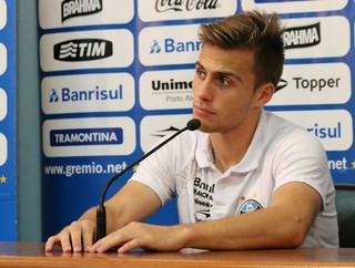 Bressan prevê jogos mais tensos e feios e vê estilo Felipão como trunfo