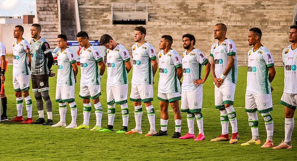 Can�rio do Sert�o ainda n�o venceu uma partida sequer na competi��o � Foto: Rafael Costa