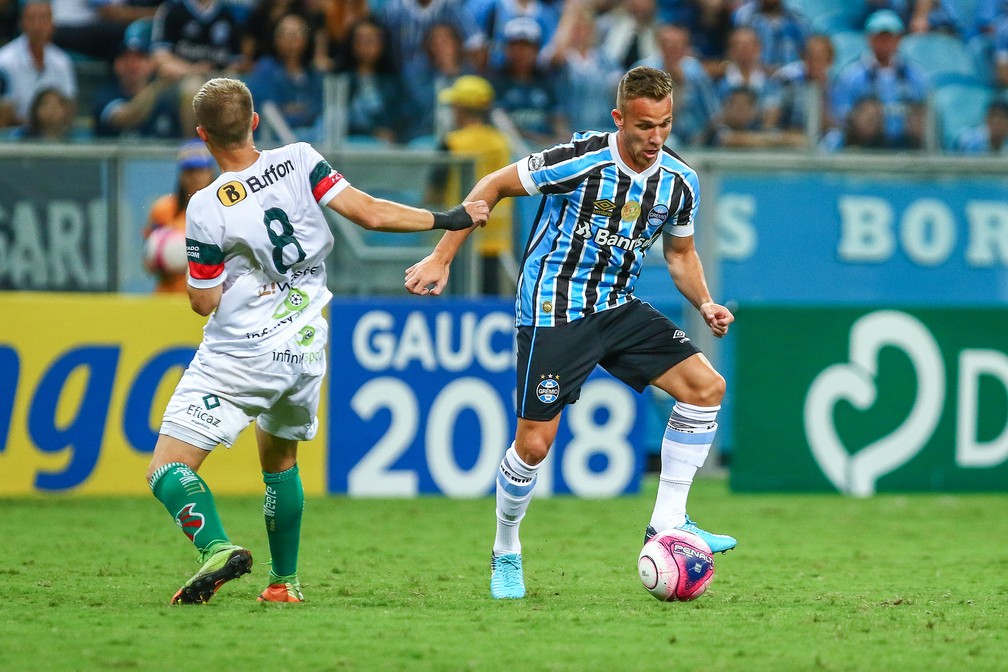 Arthur entrou aos 35 minutos do segundo tempo e pouco tocou na bola (Foto: Lucas Uebel / Grêmio, DVG)