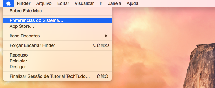 Acesse as configurações do Mac OS X (Foto: Reprodução/Helito Bijora) 