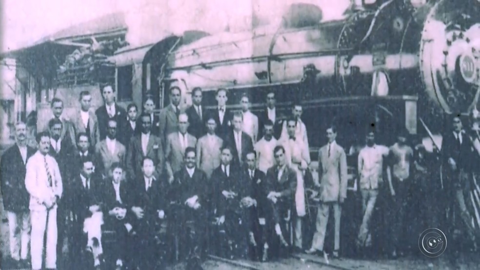Espaços guardam fotos da história da ferrovia em Ourinhos (Foto: Reprodução/TV TEM )