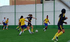 Nova Geração e Pernambuco duelaram pela quarta rodada do Campeonato Pernambucano de Futebol  7 Feminino (Foto: Divulgação / Federação Society PE)
