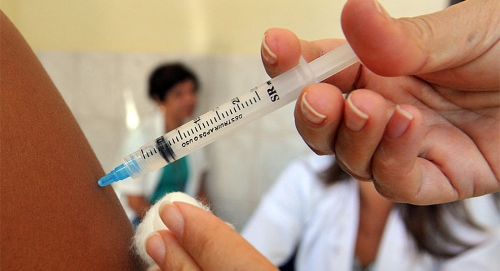 É necessário que as pessoas estejam com o esquema vacinal em dia contra a meningite. — Foto: Ascom/SMS