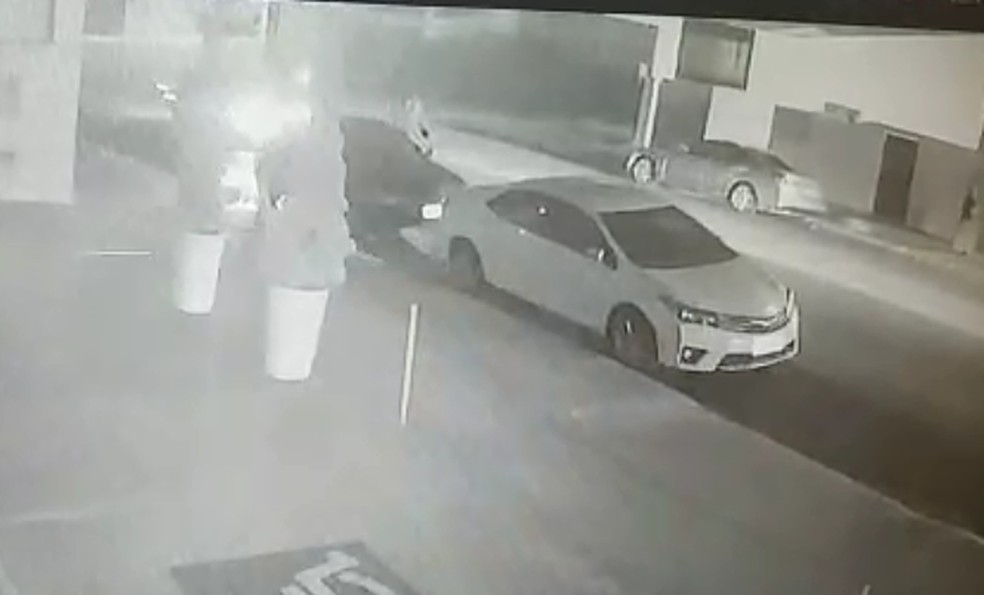 Video Mostra Momento Em Que Homem Morre Atropelado Apos Voltar Para Pegar Biblia No Carro Bauru E Marilia G1