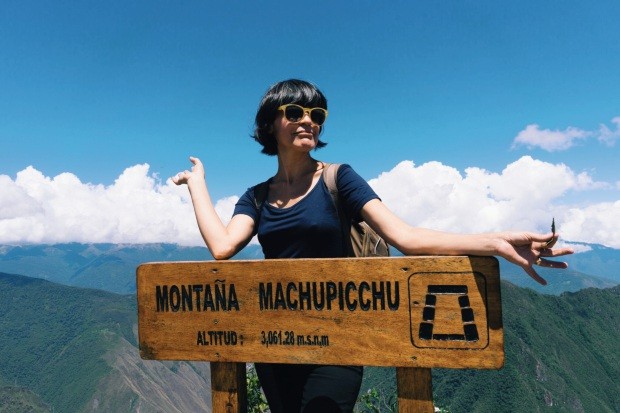 Ela passeia em Machu Picchu, no Peru, um dos pontos turísticos que mais a impressionaram (Foto: Arquivo pessoal)