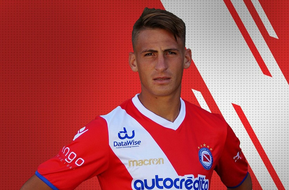 Argentino Braian Romero, do Independiente, chega ao ...