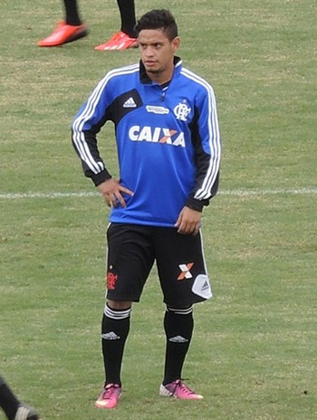 Curtinha: Jayme mantém Cadu fora da lista de relacionados do Flamengo