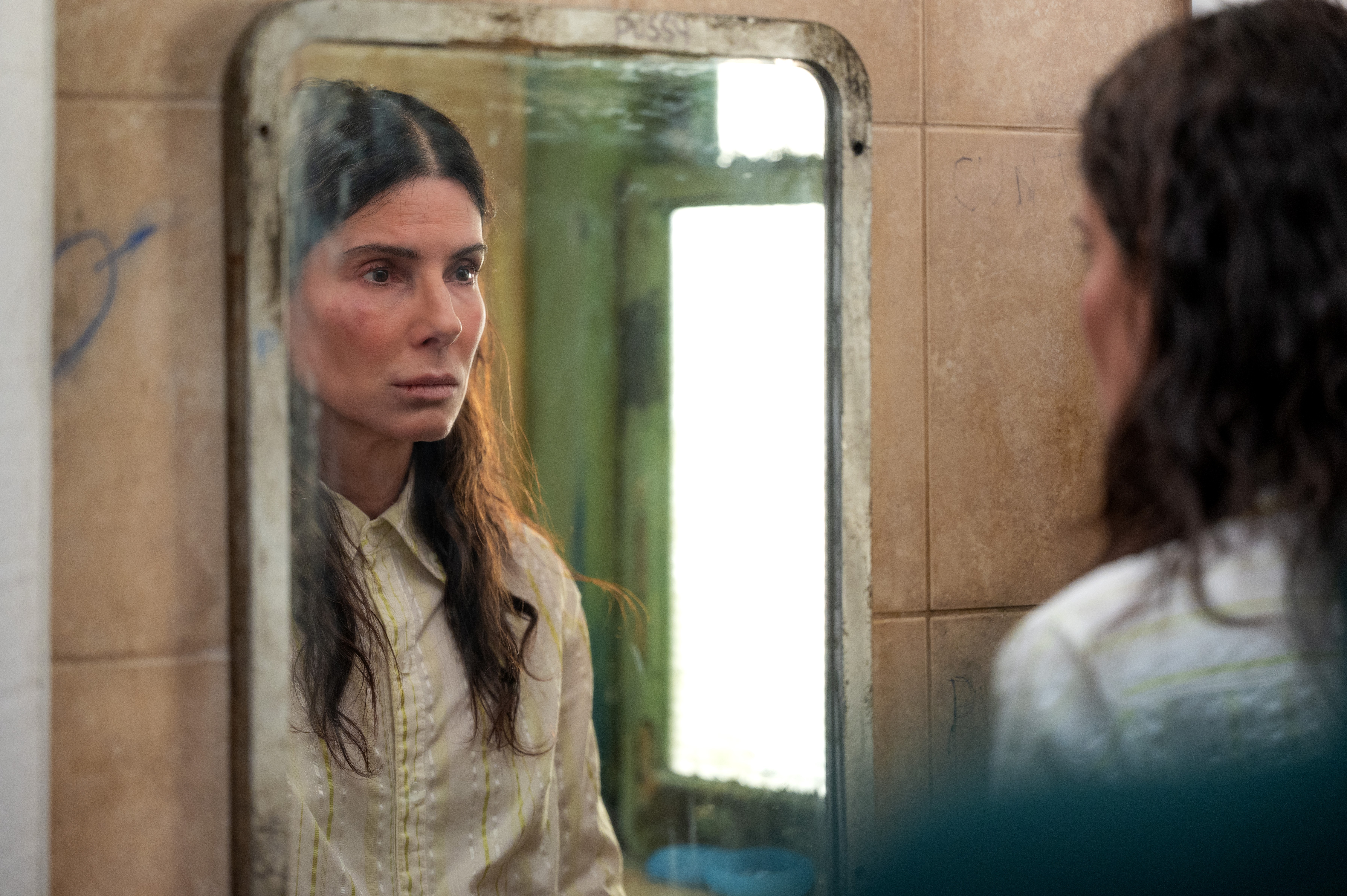 Em 'Imperdoável', Sandra Bullock é ex-presidiária que busca redenção