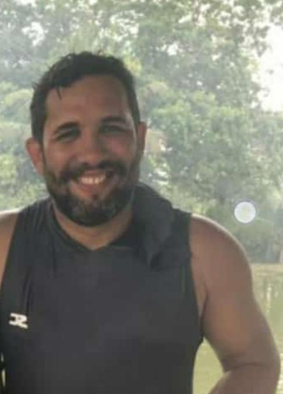 Professor Jose Evair Oliveira de Souza, de 34 anos, morreu vítima da Covid-19 — Foto: Arquivo pessoal