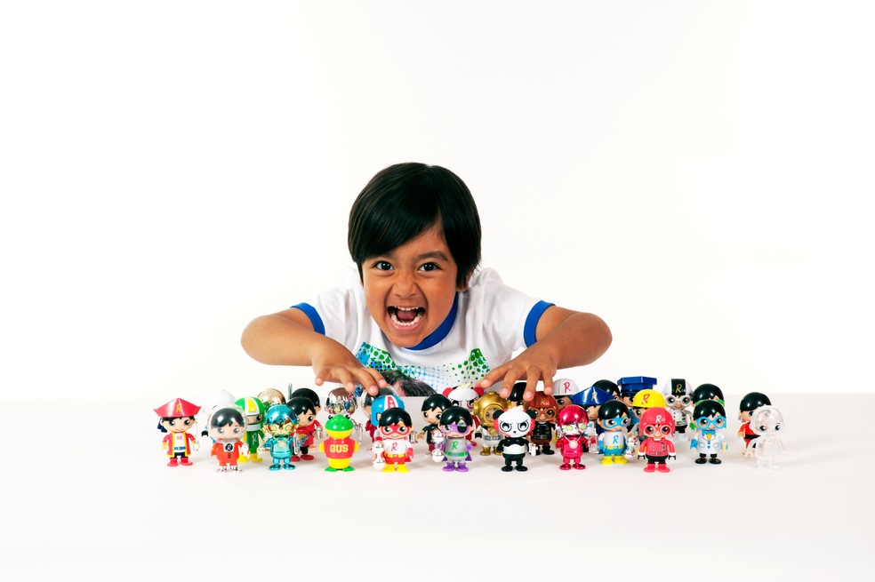 Menino Ryan, de apenas 6 anos, do canal l Ryan ToysReview, lança linha de brinquedos no Walmart. (Foto: Divulgação)