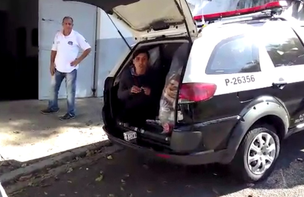 Mayara Borges de Abrantes, presa por suspeita de participaÃ§Ã£o na morta da menina VitÃ³ria Gabrielly, fez exames nesta sexta-feira em Sorocaba (SP)  (Foto: ReproduÃ§Ã£o)