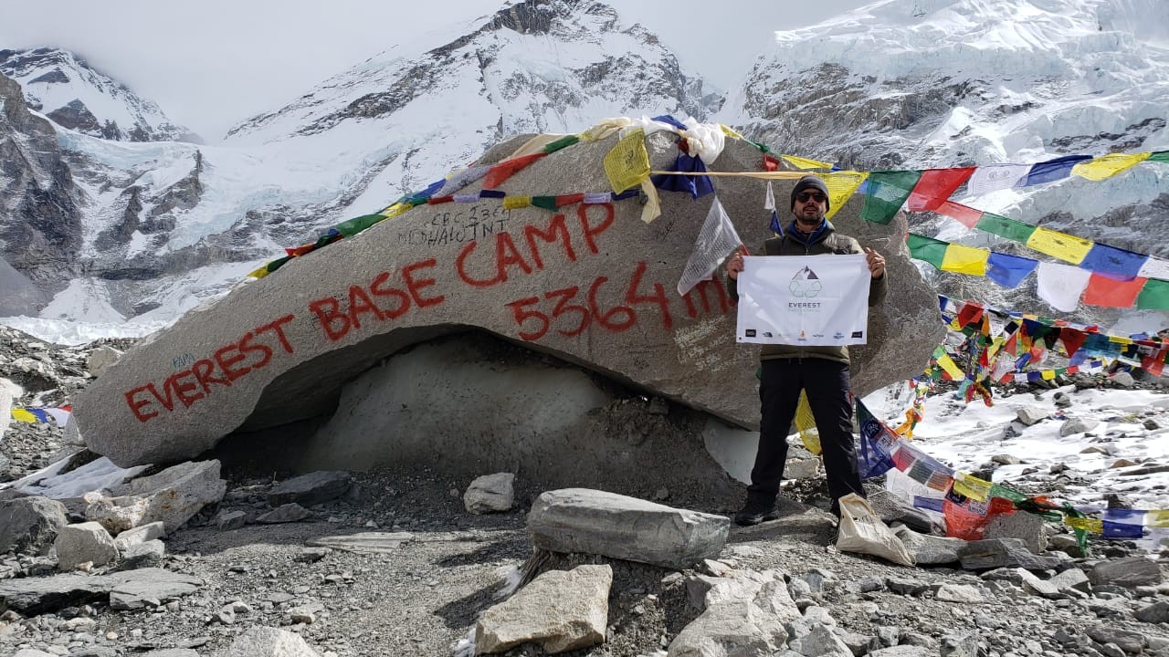 Caio Queiroz foi até o acampamento base do Everest (Foto: Divulgação)