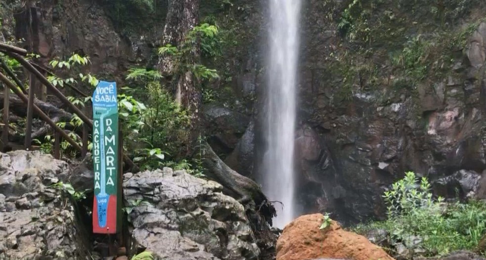 Visitação à Cachoeira da Marta terá limitação de público em Botucatu — Foto: TV TEM/Reprodução