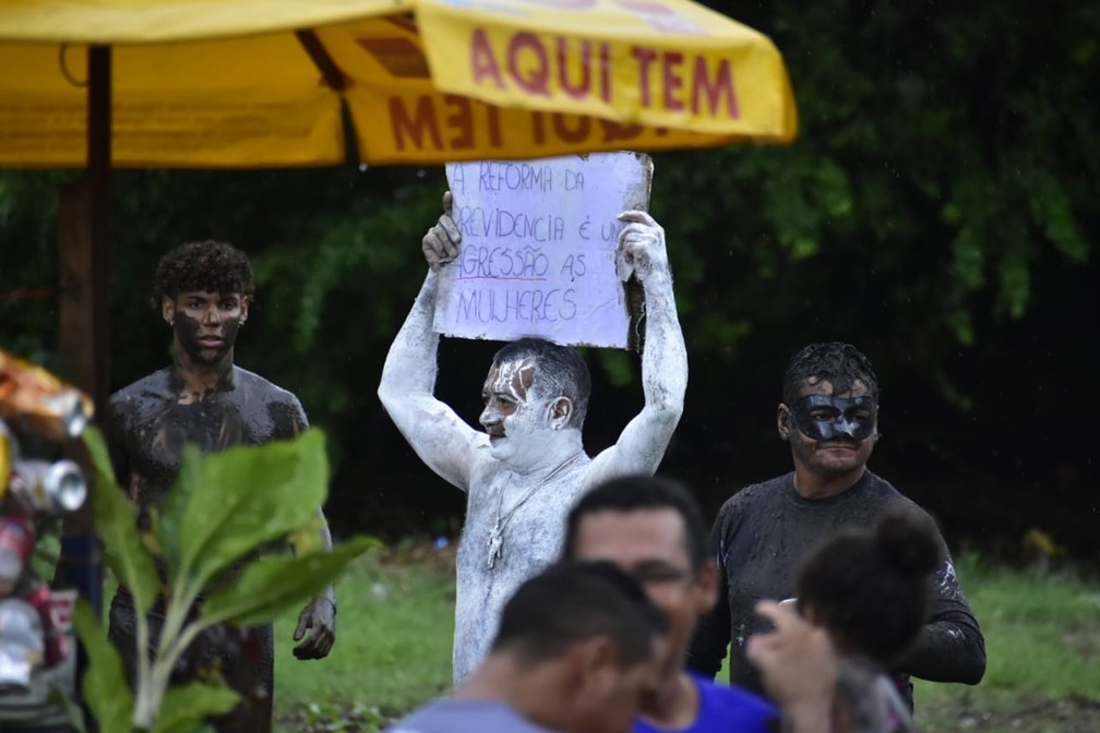 Carnaval 2019 Politica Inspira Fantasias De Carnaval Fotos Carnaval 2019 G1
