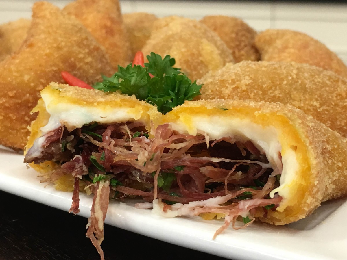 Risole de Abóbora com Carne Seca Receitas Gshow Gshow