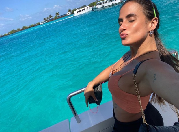 Carol Peixinho está passando férias nas Ilhas Maldivas (Foto: Reprodução / Instagram)
