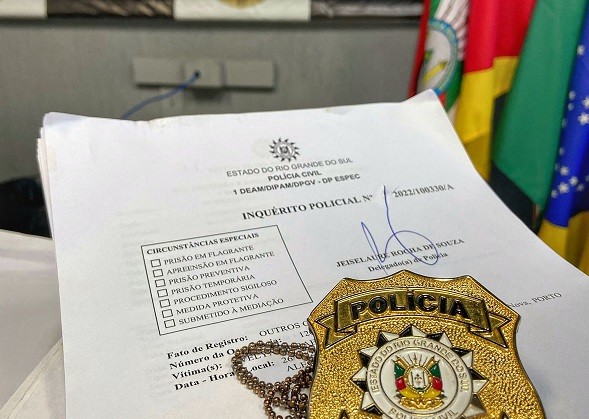Passageira que afirmou que motorista de aplicativo tentou dopá-la é indiciada por denunciação caluniosa no RS