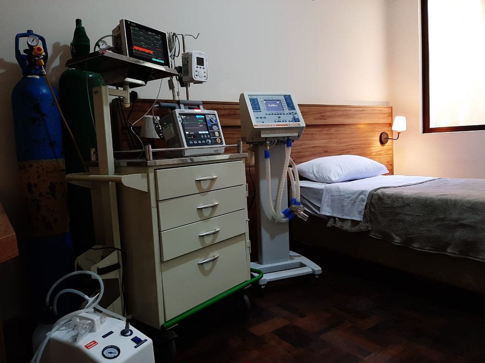 Hospital de campanha funciona em um hotel em Ourinhos  — Foto: Adolfo Lima/TV TEM