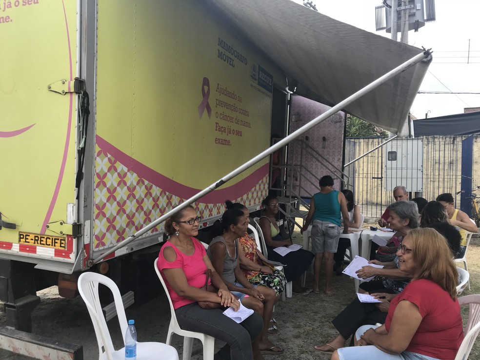 Mulheres podem fazer exame de mamografia no mamógrafo móvel do Recife no mutirão (Foto: Secretaria de Saúde do Recife/Divulgação)