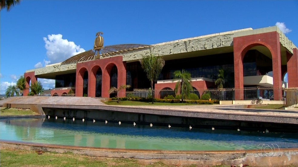 Empréstimos consignados voltaram a ser suspensos para servidores do Tocantins — Foto: Reprodução/TV Anhanguera