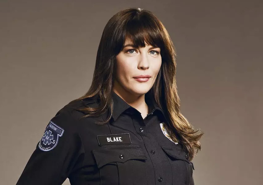 Liv Tyler como Michelle Blake na série 9-1-1: Lone Star (Foto: Divulgação)