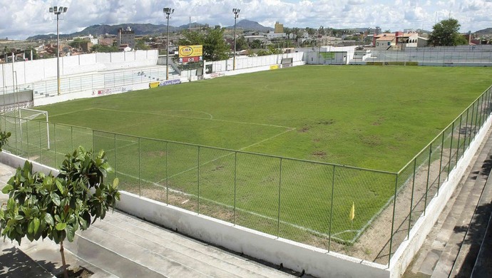 Resultado de imagem para estádio antônio inácio de souza