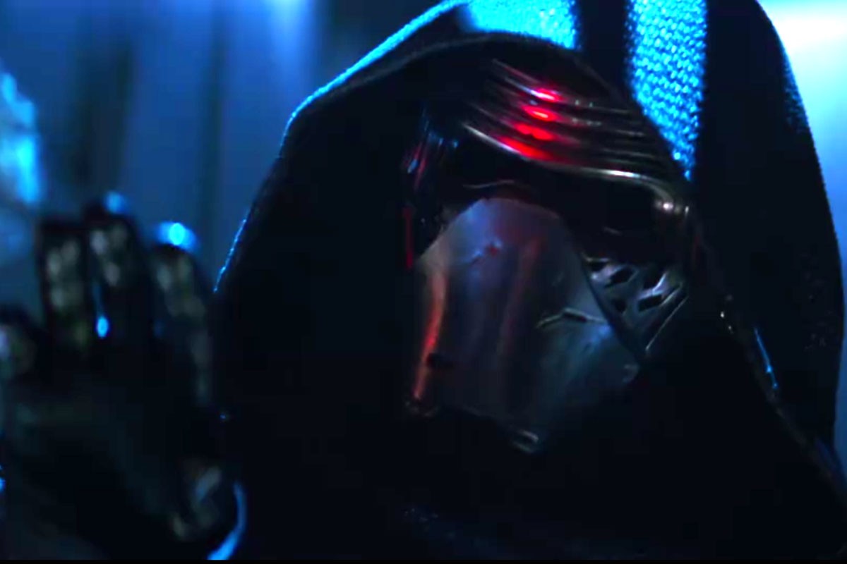 Adam Driver como Kylo Ren em trailer de 'Star Wars: Episódio VII' (Foto: Reprodução Youtube)