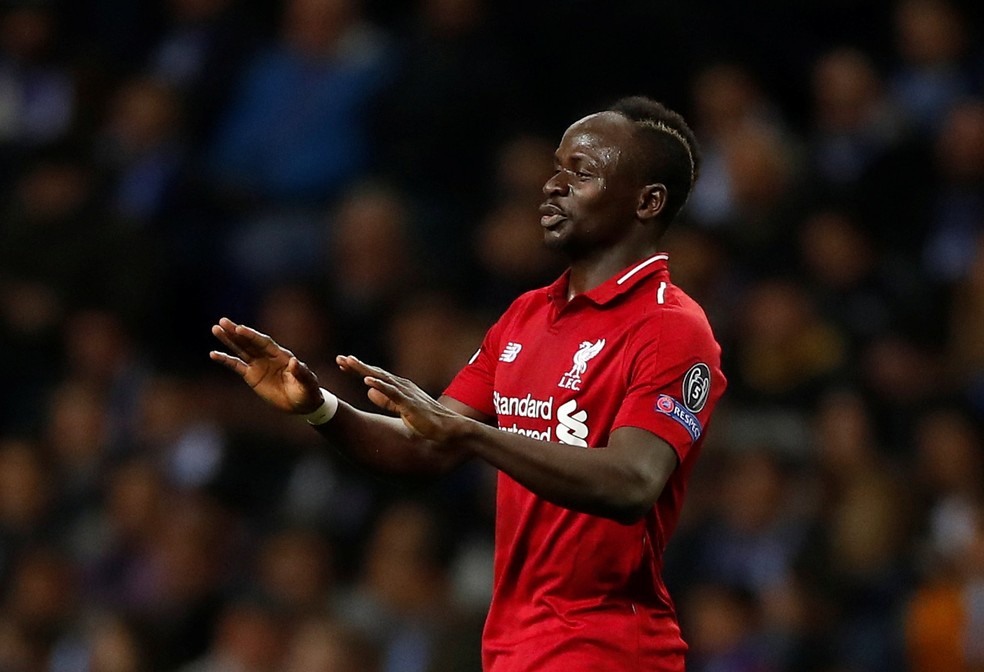 Mané comemora seu gol sobre o Porto na Champions League — Foto: Reuters/Andrew Boyers