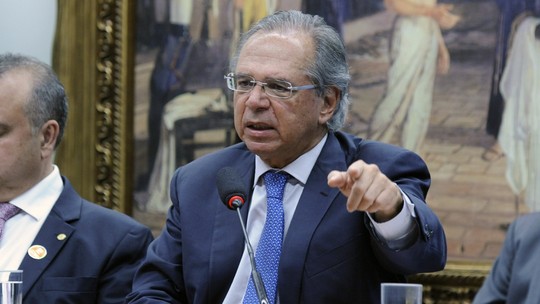 Resultado de imagem para guedes na camara