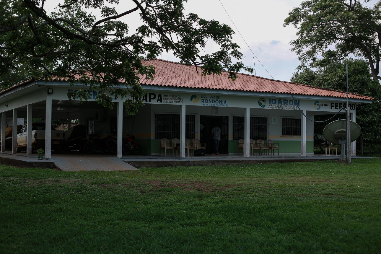 Apesar de embargo do Iphan, sede do Idaron foi construída em cima de cemitério indígena (Foto: José Cícero da Silva/Agência Pública)