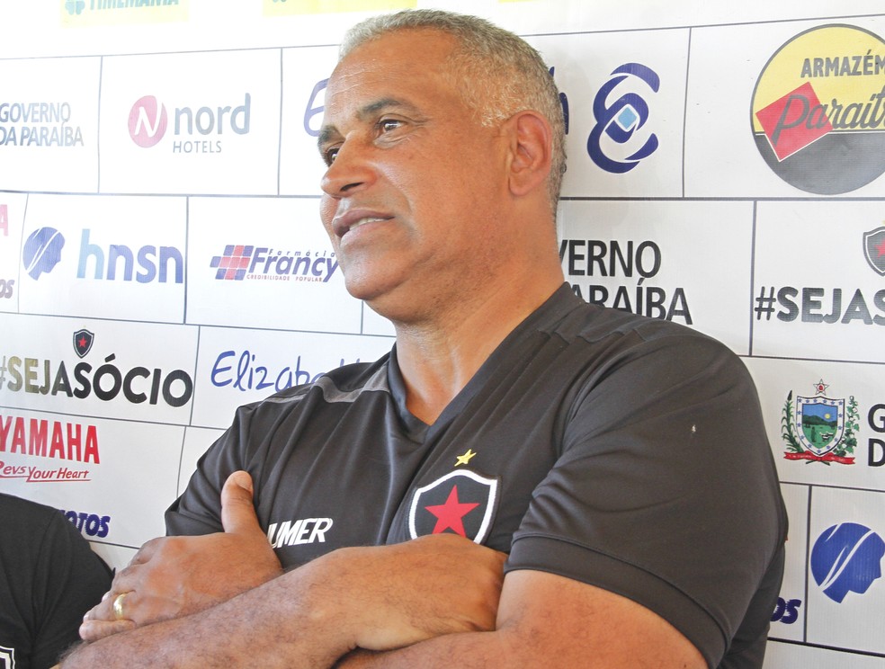 Ademir Fonseca, técnico Botafogo-PB (Foto: Cisco Nobre / GloboEsporte.com)