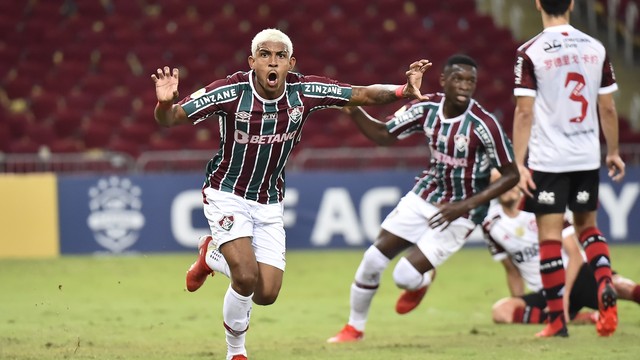 John Kennedy comemora o gol do Fluminense contra o Flamengo
