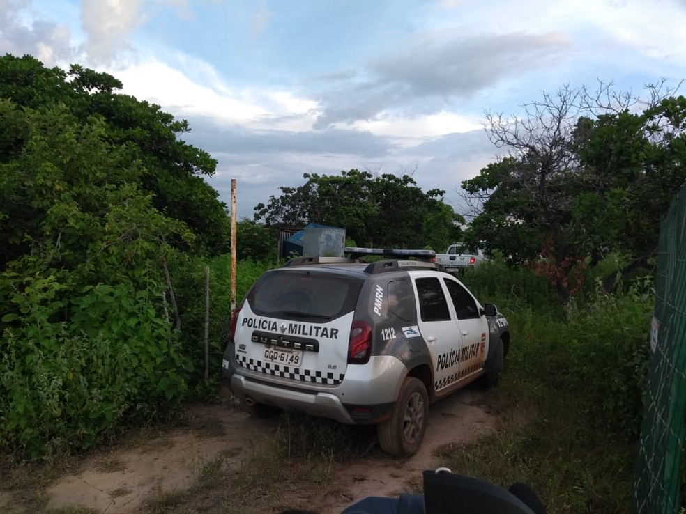 Oper&Atilde;&iexcl;rio e assaltante morreram ap&Atilde;&sup3;s serem baleados em assalto na zona rural de Mossor&Atilde;&sup3; &acirc;Â€Â” Foto: Amanda Melo/Inter TV Costa Branca