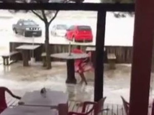 Tsunami meteorológico atingiu Balneário Rincão (Foto: Reprodução/RBS TV)