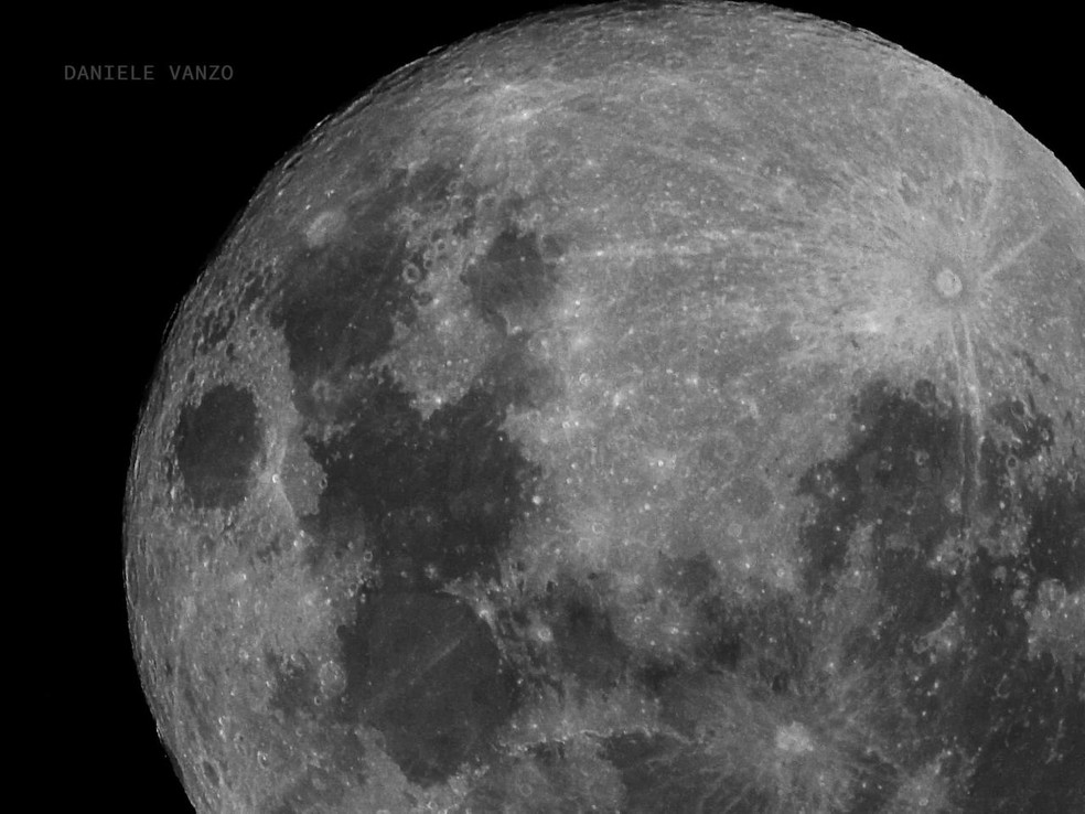 A internauta Daniele compartilhou com a equipe registros da "super Lua" (Foto: Daniele Vanzo/VC no TG)