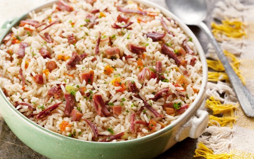 Arroz carreteiro com carne seca para o final de semana - Casa e Jardim