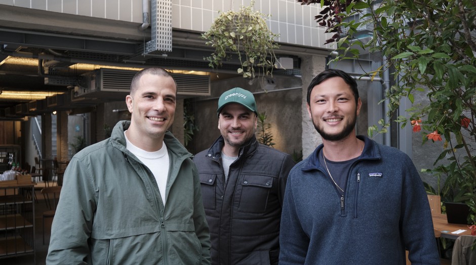 Marcos Rodriguez, Fernando Lemos e Thomas Takemoto, sócios da rede de franquias Greenjoy, focada em alimentação saudável (Foto: Divulgação)