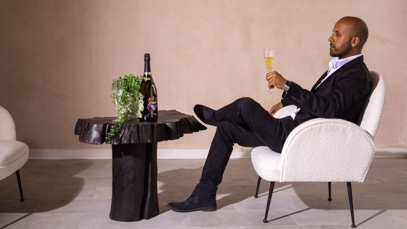 Garrafa de champanhe é vendida por R$ 14 milhões  (Foto: Divulgação)
