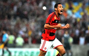 Hernane determina meta para jogo de ida da final: ‘Temos de fazer gol lá’