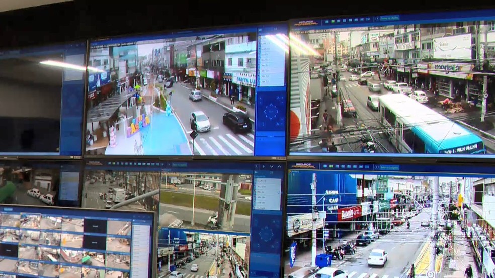 Imagens capturadas por luminárias inteligentes instaladas em Cariacica, no ES — Foto: Reprodução/TV Gazeta