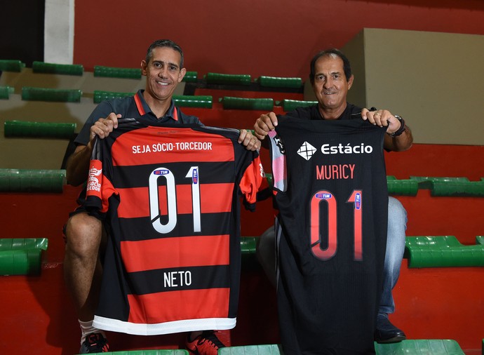 Até aqui é trabalho: Muricy tieta Neto e leva conceitos do basquete ao campo