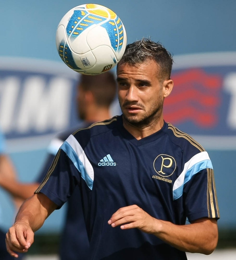 Maikon Leite em treinamento no Palmeiras � Foto: Cesar Greco/Ag Palmeiras/Divulga��o