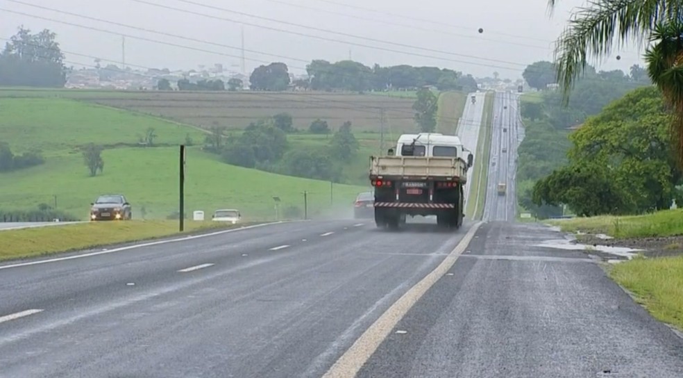 Obras deixam trecho de rodovia interditado em Tatuí | Itapetininga ...