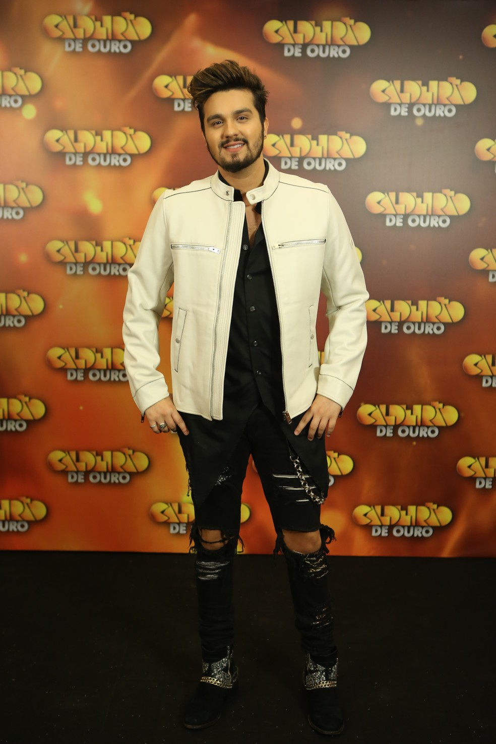Luan Santana escolhe look estiloso para o programa especial do CaldeirÃ£o do Huck â Foto: Isabella Pinheiro/Gshow