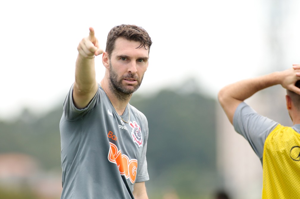 Boselli tem proposta para seguir no Brasil e de clubes de dois países