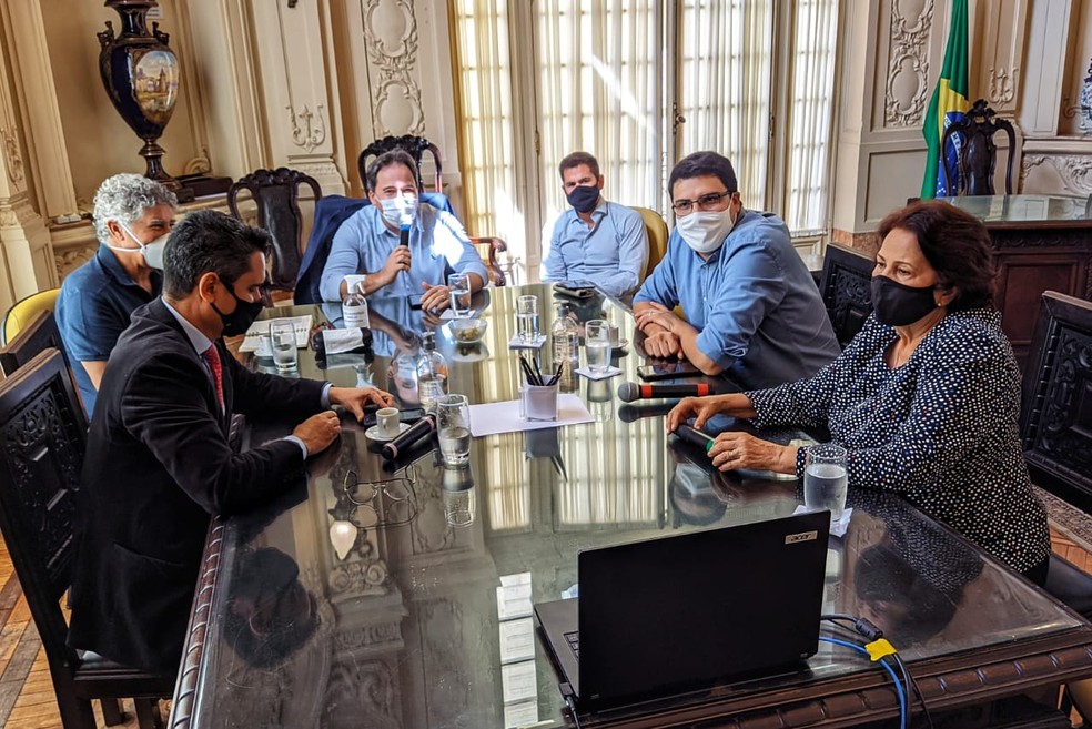 Parlamentares se reuniram a portas fechadas para decidir sobre processo de Dr. Jairinho — Foto: Henrique Coelho/G1 Rio