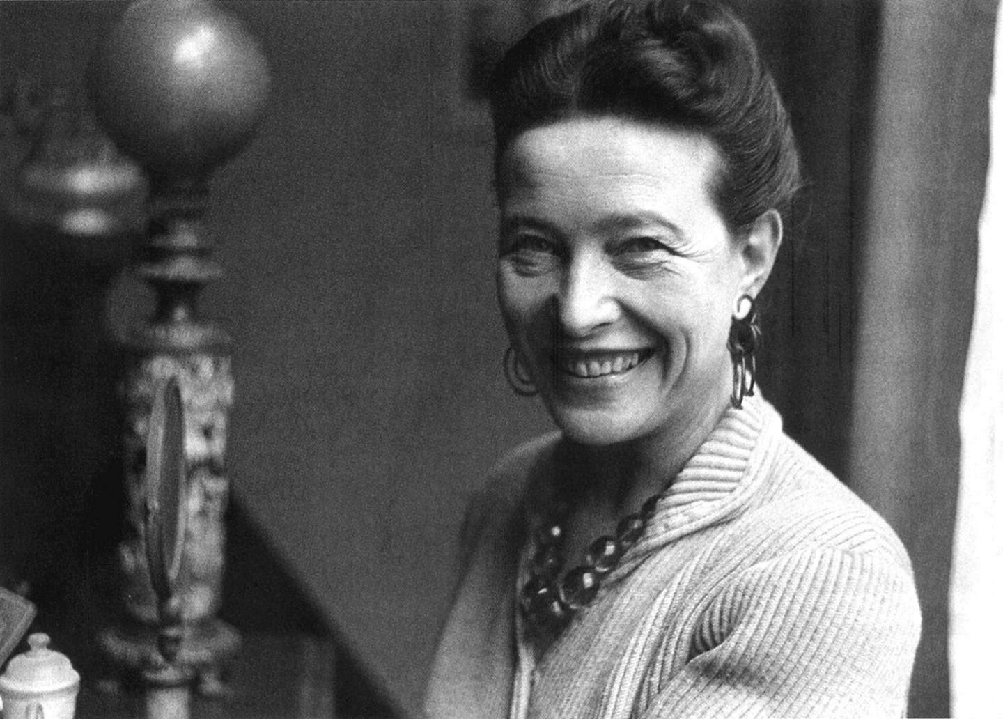 Simone de Beauvoir é uma das principais teóricas do movimento feminista. Sua obra 