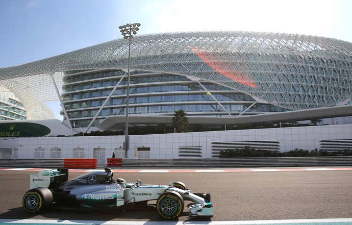 Hamilton - Formula 1 Treino Livre - Abu Dhabi (Foto: AP)