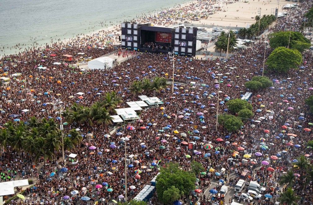 Bloco da Favorita levou 300 mil pessoas à Copacabana — Foto: Divulgação / Fernando MaiaRiotur